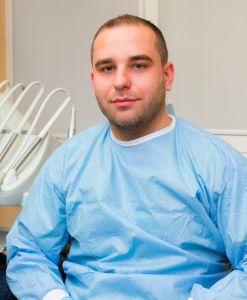 cennik usług stomatologicznych konsultacje implanty cennik